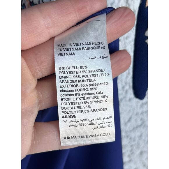 Chico’s Medallion Print Tie Sleeve Dress - Size 1= Medium Or 8 - Multicolored - Picture 10 of 11